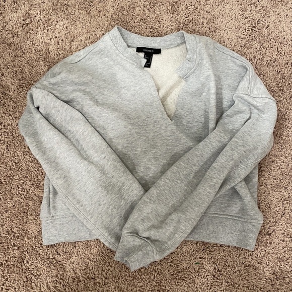 Forever 21 v neck sweater - Picture 2 of 3